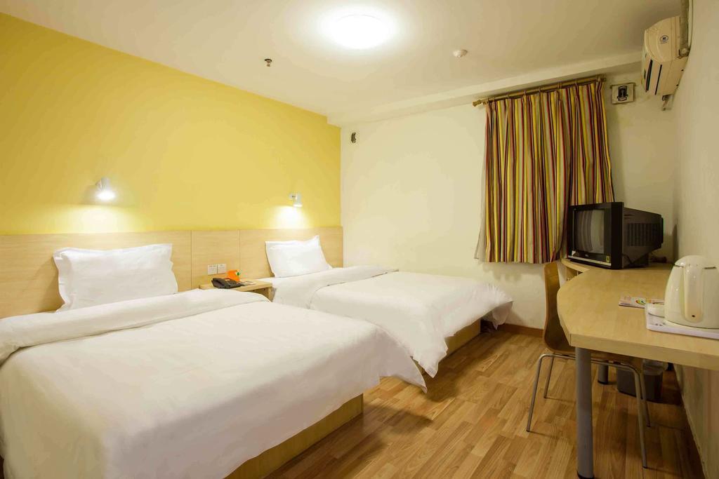 7Days Inn Yueyang East Maoling Pedestrain Street Zimmer foto
